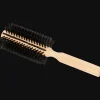 Action Brosse à cheveux* Soins Capillaires