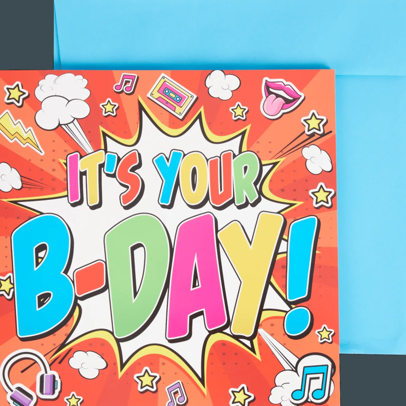 Action Carte d’anniversaire avec son et lumière* Cartes