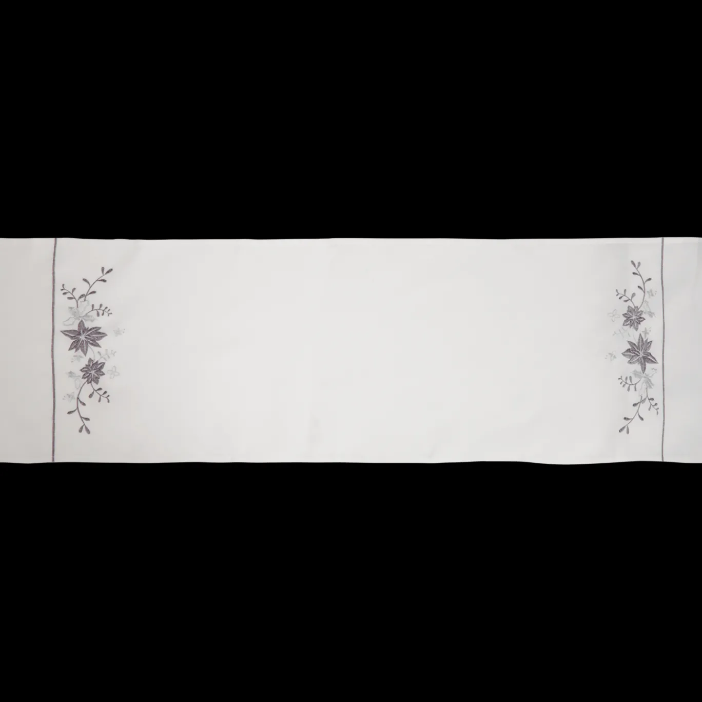 Action Chemin de table brodé* Accessoires Pour La Maison