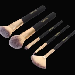 Cosmopolitan Pinceaux de maquillage* Maquillage