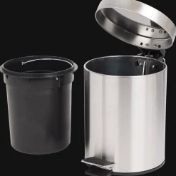 Action Poubelle à pédale* Poubelles